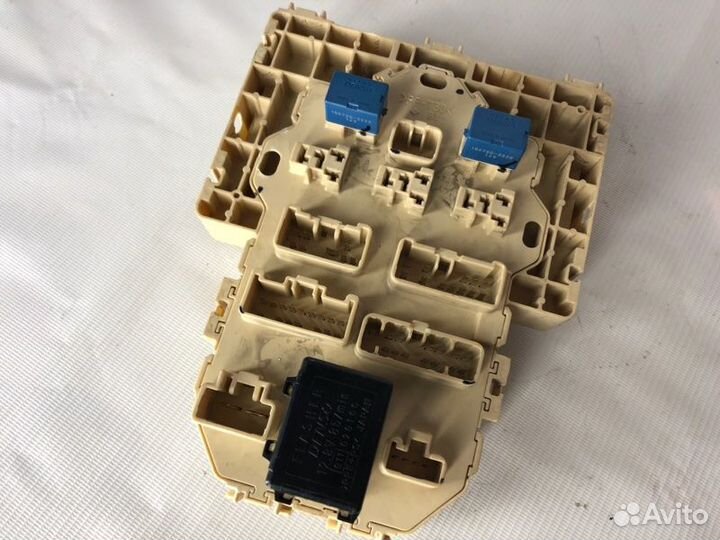 Блок комфорта(BCM) Suzuki Sx4 седан M16A 2008