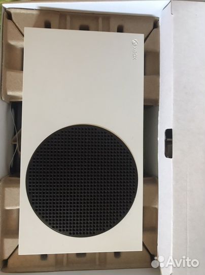 Игровая приставка Microsoft Xbox Series S
