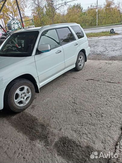 R15 Yokohama 104ZR 205/70, PCD 5x100 DIA 56.1