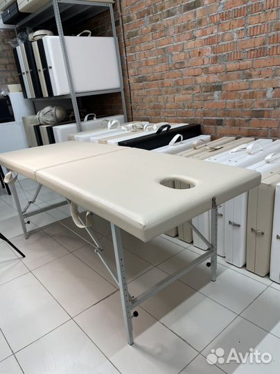 Массажный стол
