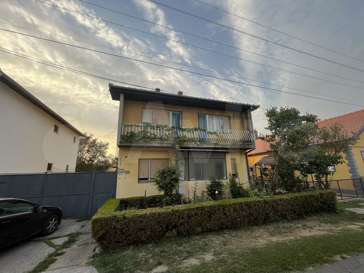 Дом 226 м² на участке 813 м² (Сербия)