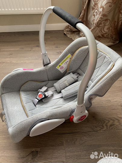 Автокресло 0+ новое