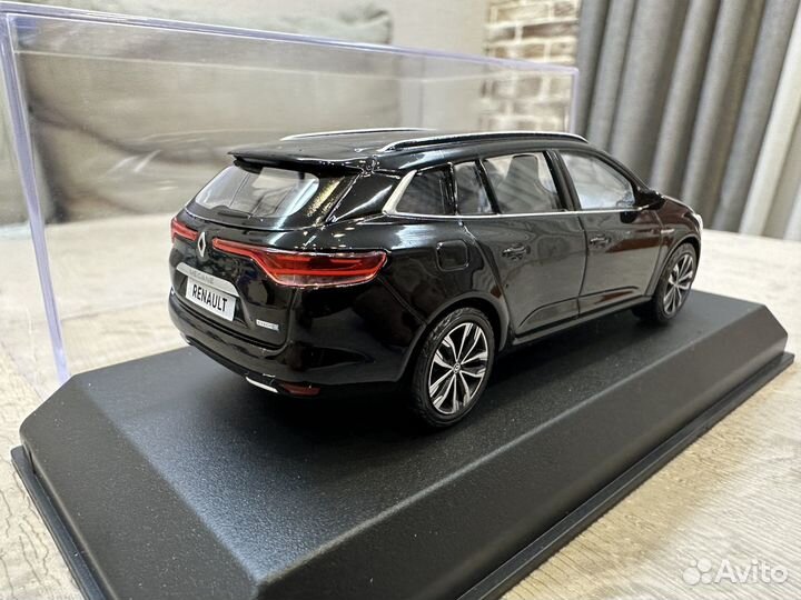 1:43 Renault Megane Estate