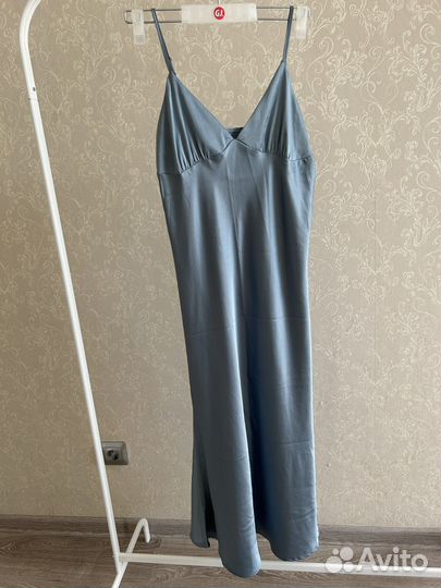 Отдам бесплатно женские вещи пакетом