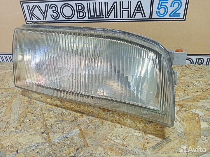 Фара правая Toyota Sprinter Carib AE115 (97-02г) б
