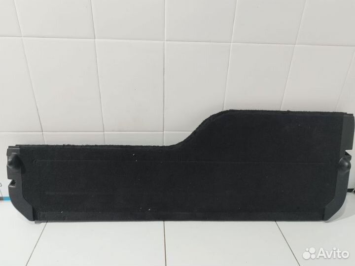Обшивка двери багажника Discovery III 2004-2009