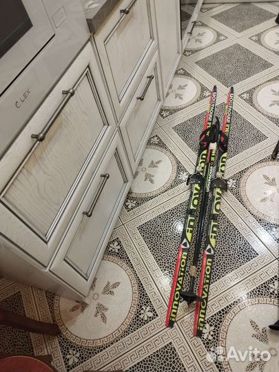 Беговые лыжи