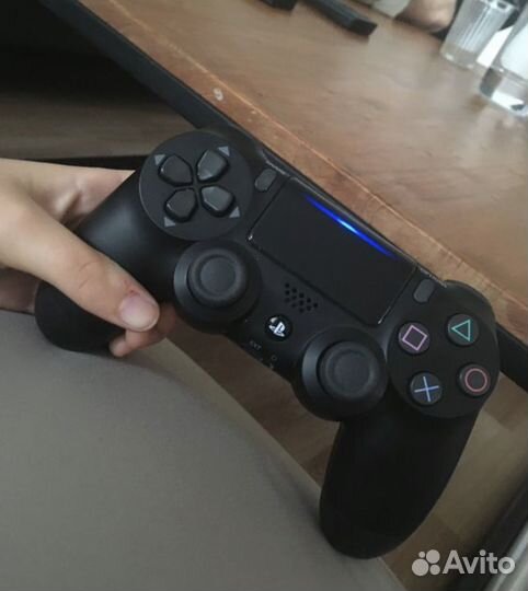 Геймпад dualshock 4