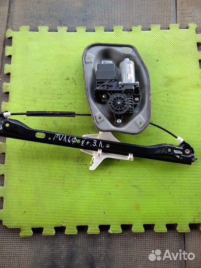 Стеклоподъёмник задний левый двери. Гольф-5+