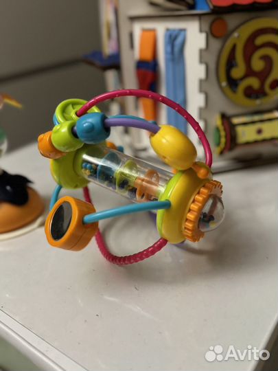 Развивающие игрушки