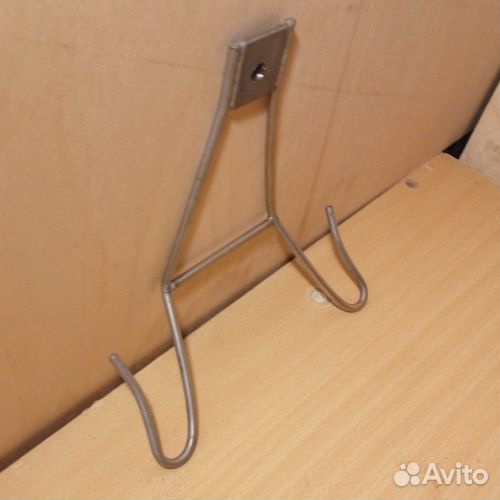 Подвеска настенная для убоя и разделки кроликов