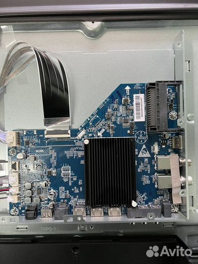 Телевизор hyundai H-LED65QBU7500 по запчастям