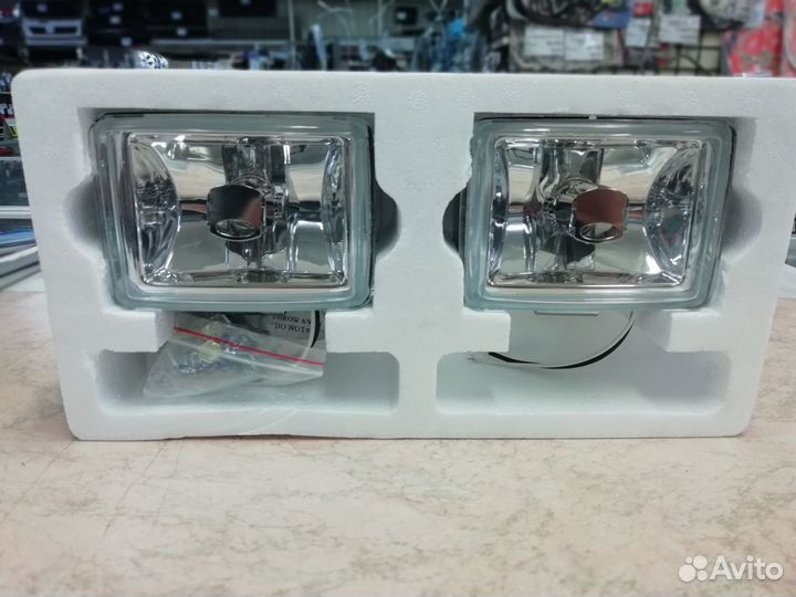 Фары противотуманные 2шт