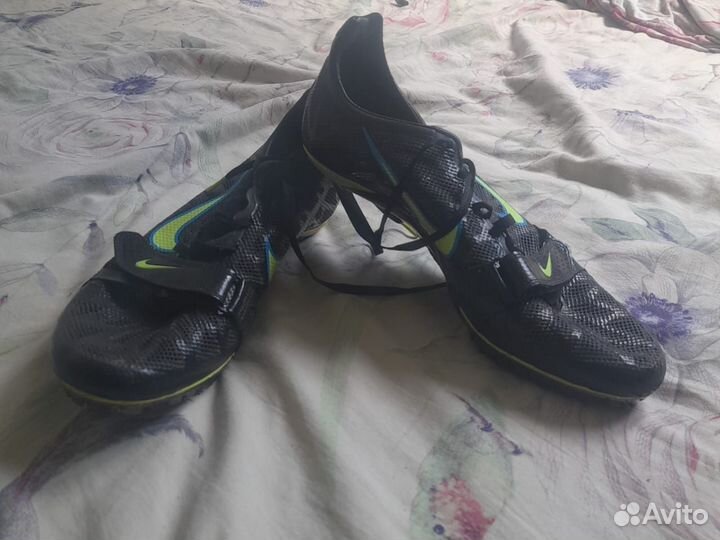 Шиповки для бега nike