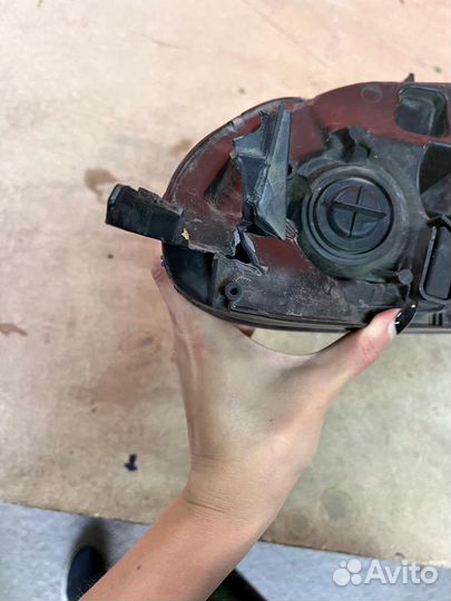 Фара правая передняя Peugeot 407