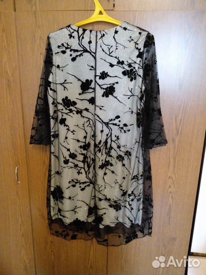 Платье новое 54