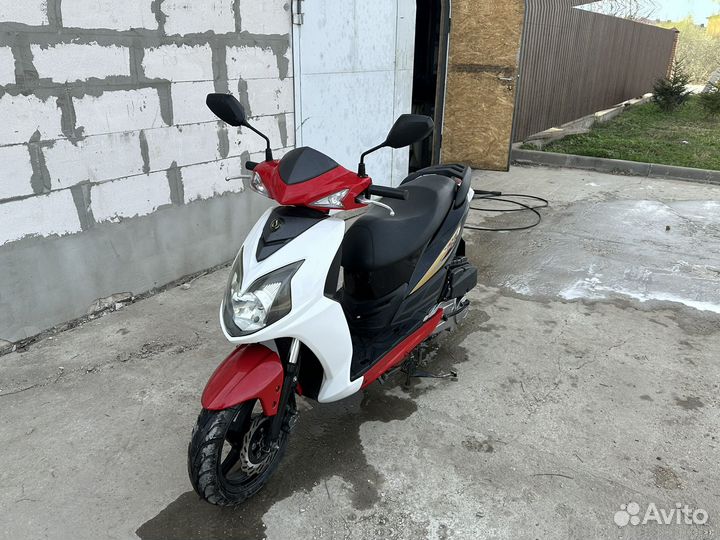 Скутер sym jet-4-125