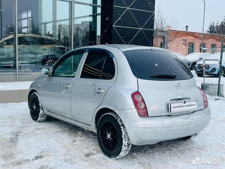 Nissan March 1.2 AT, 2002, 101 407 км