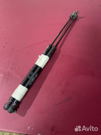 Упор багажника Ssang Yong Kyron