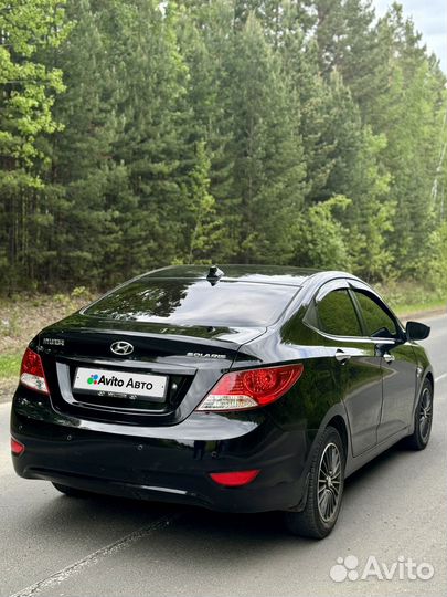 Hyundai Solaris 1.6 AT, 2011, 100 000 км