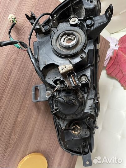 Фара Левая Mitsubishi lancer 10