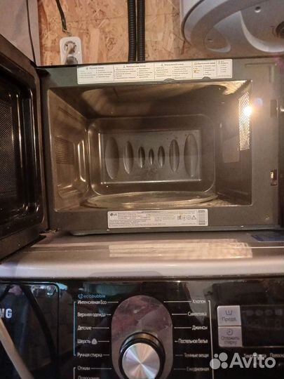 Микроволновая печьLG