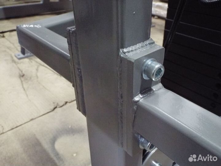 Трицепс машина 60 кг AV219/80