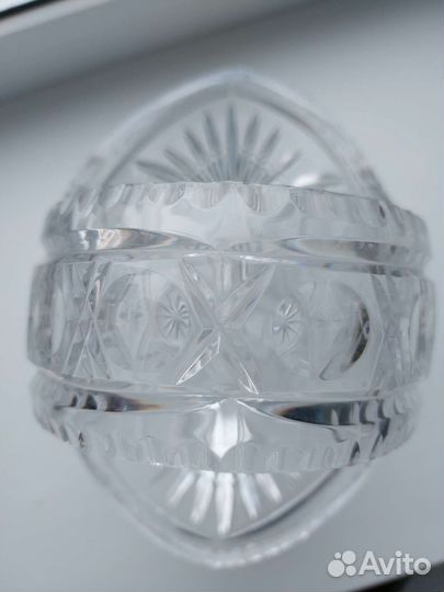 Хрустальная ваза