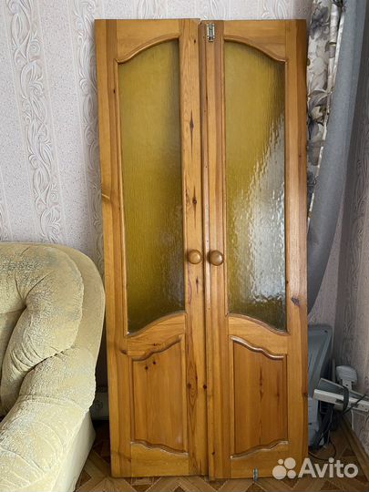 Межкомнатные двери бу деревянные с витражами