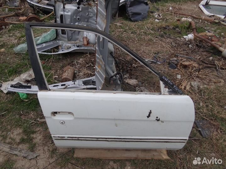 Дверь передняя правая Toyota Corsa EL51