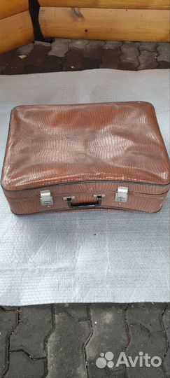 Чемодан антиквариат