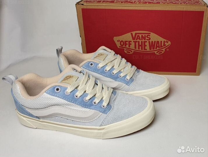 Кеды женские Vans Knu-Skool