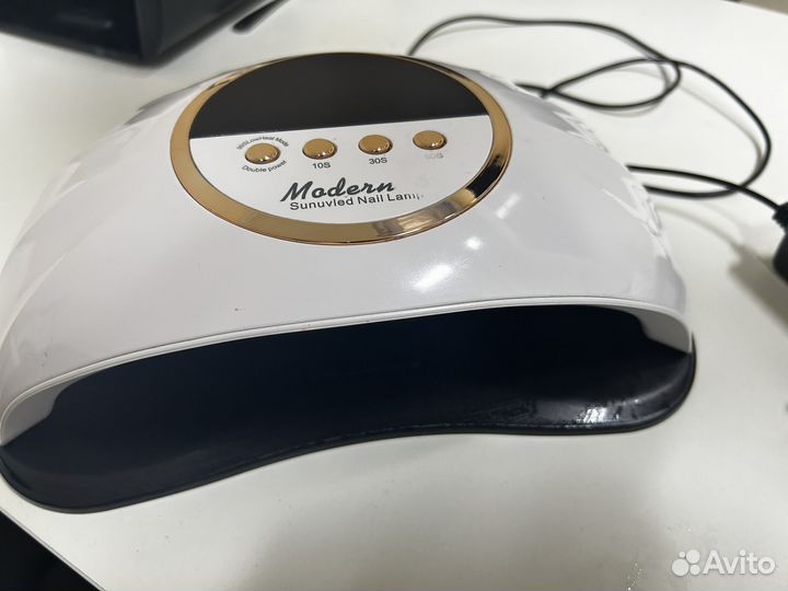 Лампа для ногтей