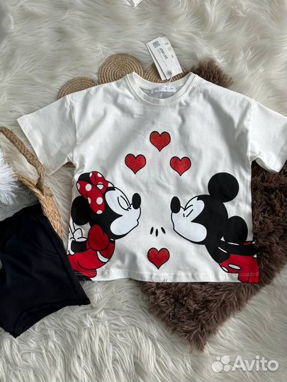 Костюм на девочку новый