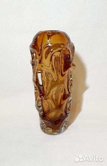 Ваза медовое стекло. Чехословакия