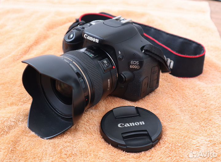 Canon 600D – легендарная кроп-зеркалка