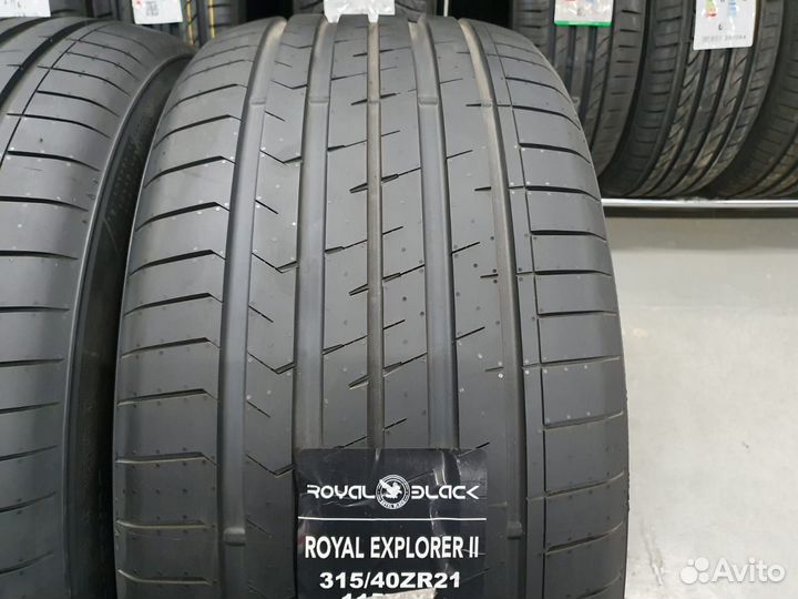 Royal Black Royal Explorer 275/45 R21 и 315/40 R21