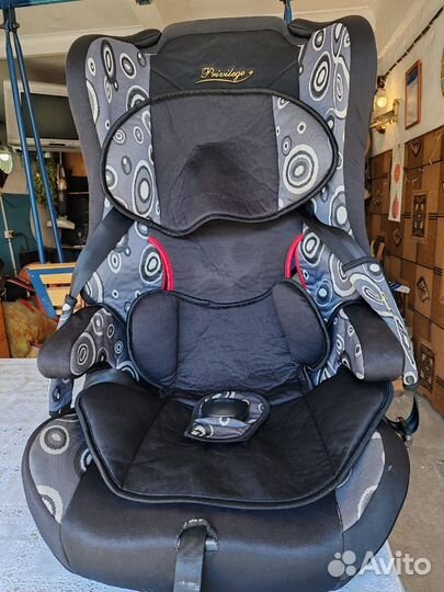 Автомобильное детское кресло от 9 до 36 кг
