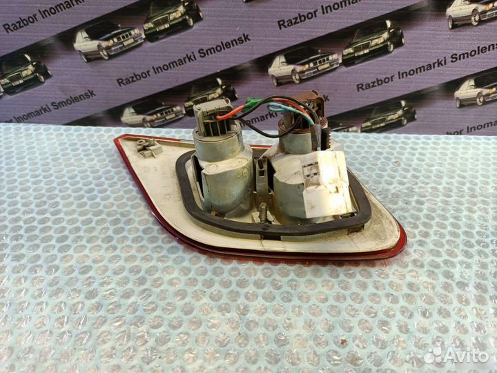 Фонарь задний левый Mitsubishi Carisma