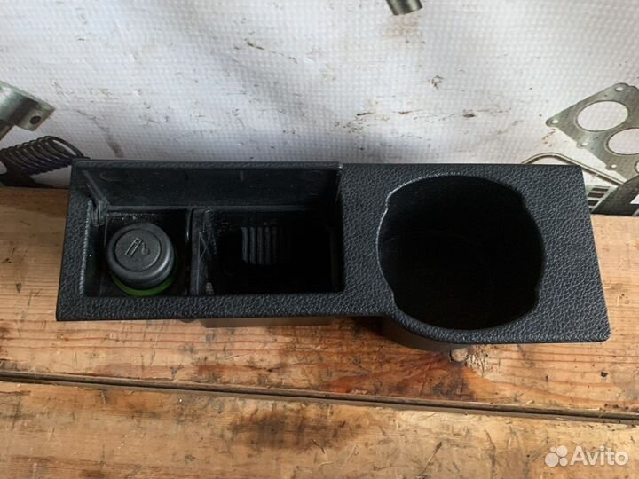 Ford mondeo 3 пепельница/подстаканник