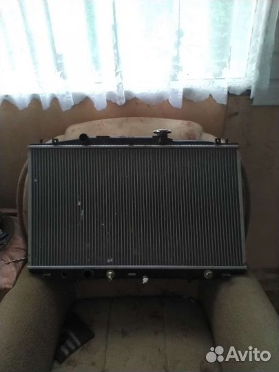 Радиатор honda accord