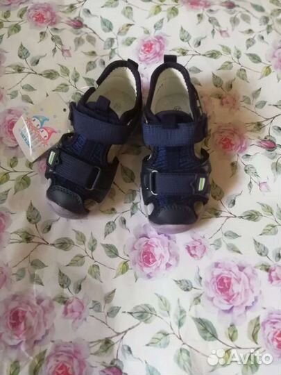 Новые сандали