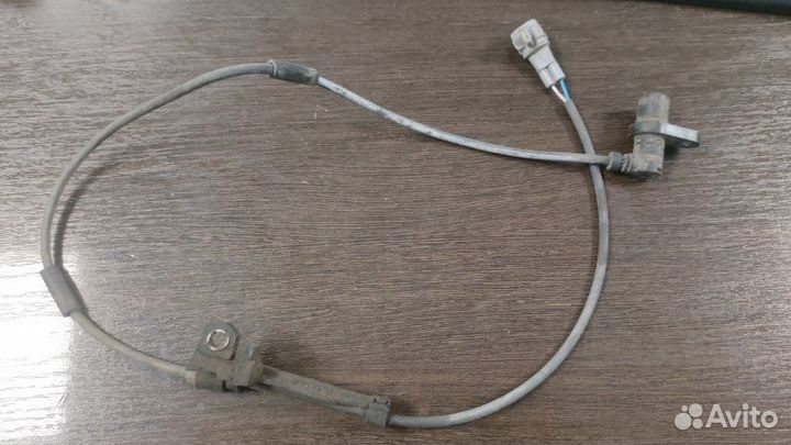 Датчик ABS передний левый Toyota Corolla 120