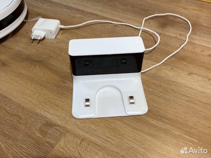 Робот пылесос Mi Robot Vacuum-Mop Essential