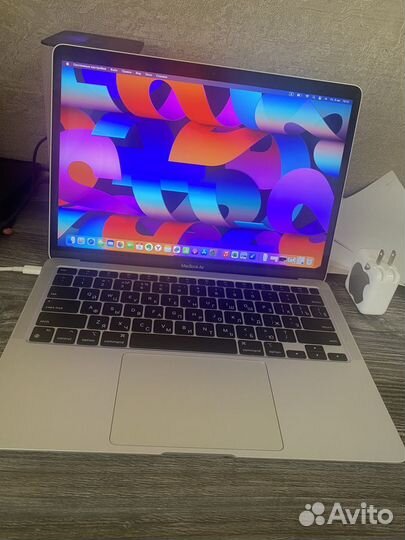 Apple MacBook Air 13 2020 m1 8gb 256 аккум 100%