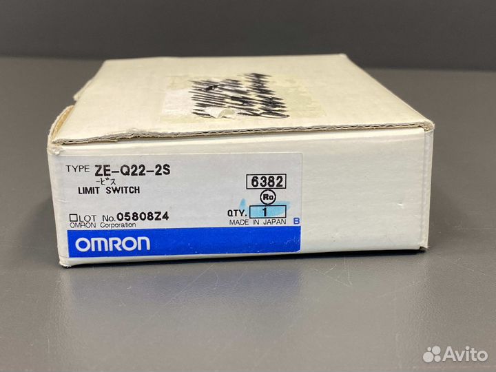 Omron ZE-Q22-2S Датчик, новый, 1 шт