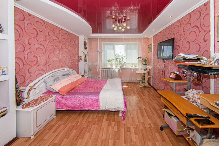 4-к. квартира, 123 м², 8/10 эт.