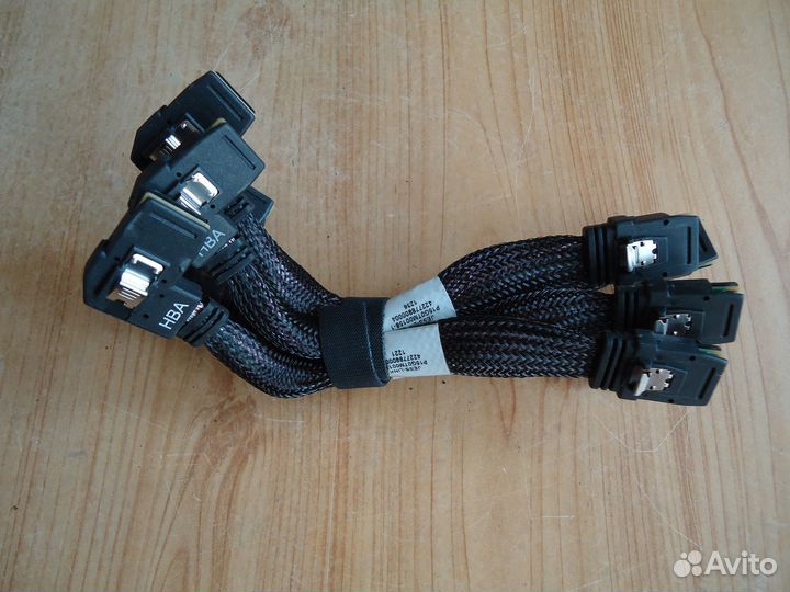 Кабель mini SAS SFF-8087