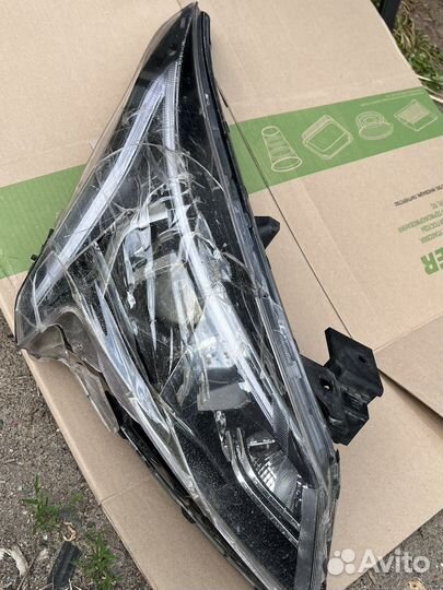 Правая фара Kia Rio 4 2021