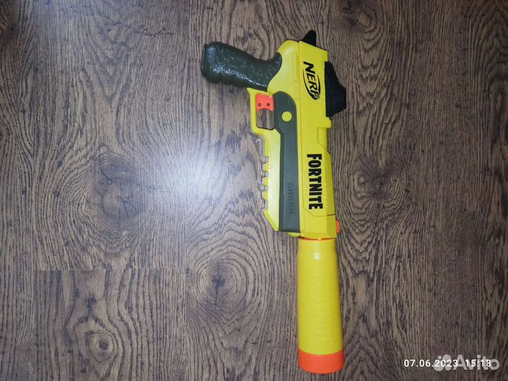 Пистолет nerf fortnite